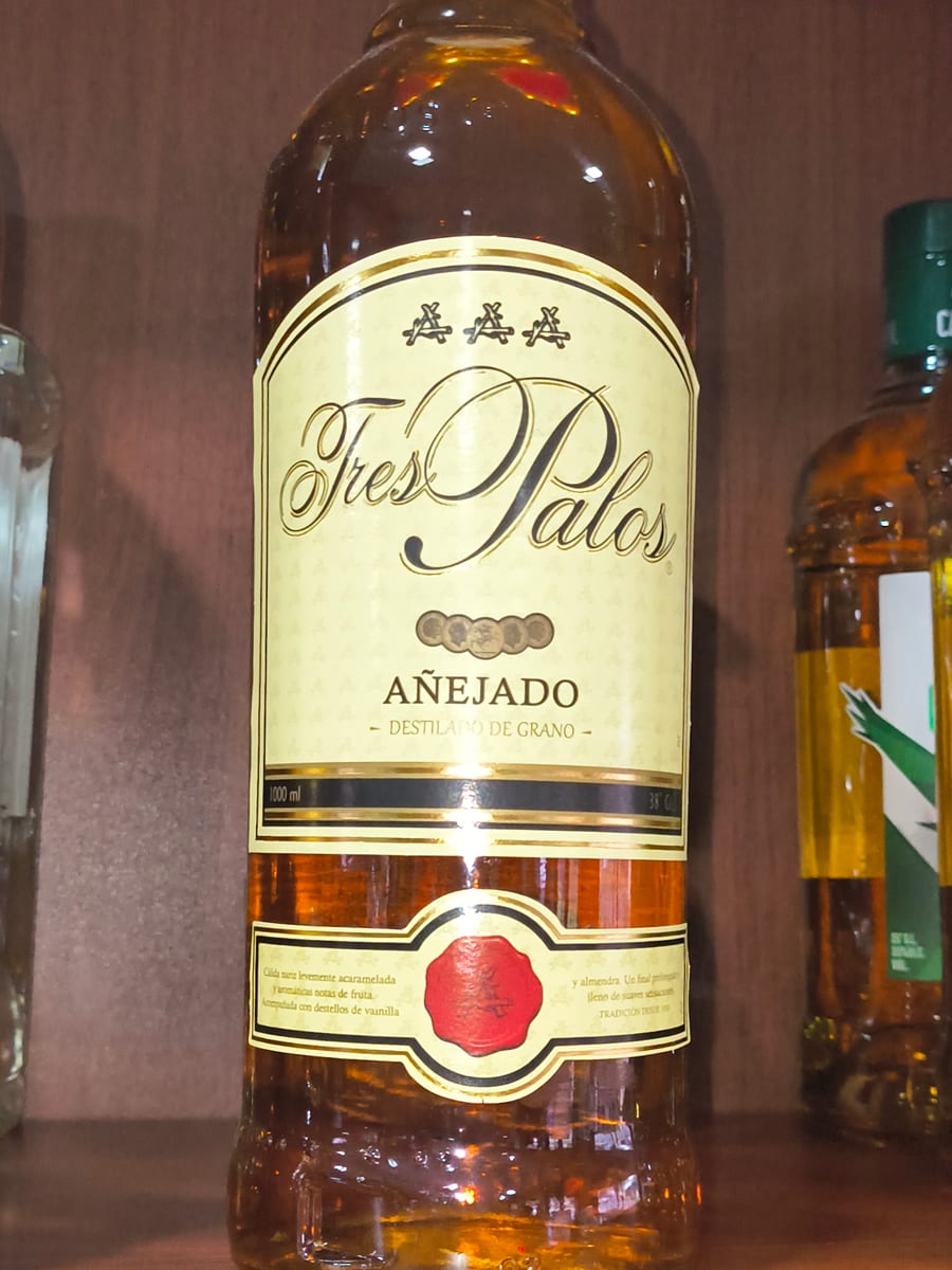 Tres Palos Añejado 1000 ml